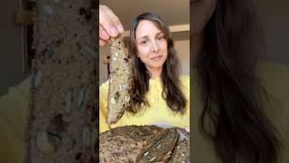 BEST BREAD! @cookingforpeanuts GLUTEN-FREE QUINIA BREAD so delicious! Lowers cholesterol, protein