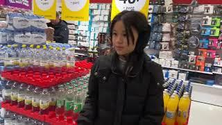 Emily đi mua sắm tại cửa hàng Dollarstore | Emily shopping at Dollarstore | Emily in Sweden