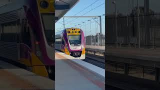 Vlocity VL39 Passing Coolaroo #vline