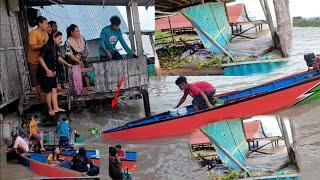 OMBAK MENGAMUK BEBERAPA RUMAH HANCUR DI DANAU TEMPE UNTUNG WARGA SEMPAT LARI