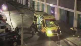 Hulp voor Hulpverleners - Handen af van onze Hulpverleners - Ambulance