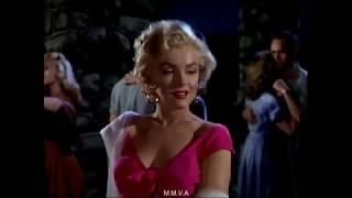 Roy Orbison - Oh Pretty Woman (Marilyn Monroe Tribute)