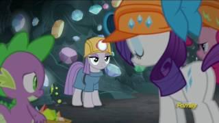 Maud Pie making Rarity cry