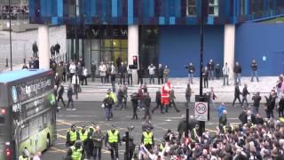 Sunderland Fans Scuffle With Newcastle Fans Before Newcastle 0 1 Sunderland 21 12 2014