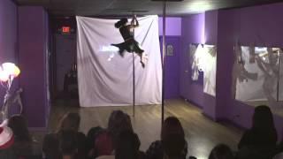 Dream Dance Fitness Halloween Showcase: Pole Performer Jackie