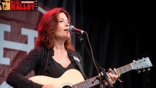 Rosanne Cash: Country Musicians, Stand Up to the N.R.A.