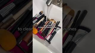 To clean my brushes I use the dawn dish detergent #makeup #makeupbrushes #dirtymakeupbrushes