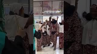 Cameroonian pilgrims arrive in Madinah with joy ahead of Hajj | Islam Channel