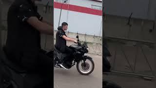 Suzuki burgman та Kawasaki versus.Відео від покупця!