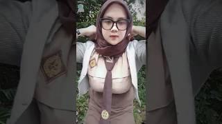 pemersatu bangsa wanita hijab cantik •|| gk bahaya ta...!