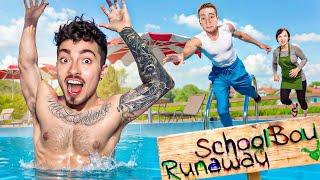 СБЕГАЮ ЧЕРЕЗ БАССЕЙН ИЗ ДОМА ЗЛЫХ РОДИТЕЛЕЙ В SCHOOLBOY RUNAWAY В МАЙНКРАФТ!