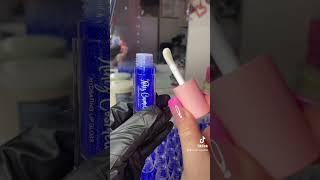 Filling The Blue Gloss to the TOP?!?  Would you use an overfilled lip gloss? 