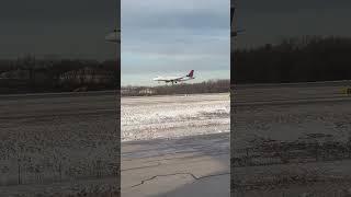 Delta E175LR Landing #youtubeshorts #shorts #aviation #fyp