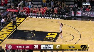 Caitlin Clark breaks Pete Maravich’s NCAA basketball scoring record | CBB on FOX