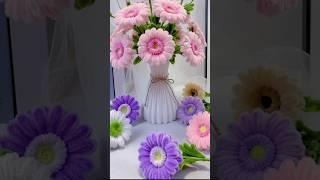 Handmade diy pipe cleaner daisy flowers#diy #gift #diyflower #diycrafts #flowercraft #flower #craft