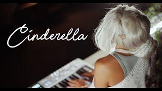 Cinderella - Darisha Quinones | Arturia KeyLab Essential 61 mk3 | Colbor | Test