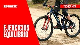 Técnica Mountain BIKE: Mejora tu equilibrio. Movimientos laterales en parado.