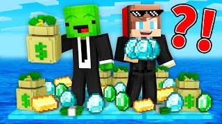 Mikey and JJ Survive on RICH RAFT in Minecraft (Maizen)