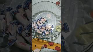 Filling KINDER BUENO  #satisfyingsounds #asmr
