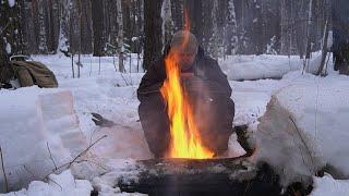 SIMPLE and WARM BONFIRE near DEAD WOOD |  RUSSIAN BUSHCRAFT and SURVIVAL