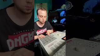Making beats for Vinnie Paz on the mpc 2000