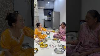જેની ચમચી થી કેરી ખાય 
