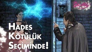 Hades kötülük seçiminde...