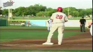 Cardinals' Valera singles in a run