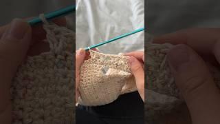 V stitch crochet pattern, Triangle crochet pattern tutorial, crocheting process