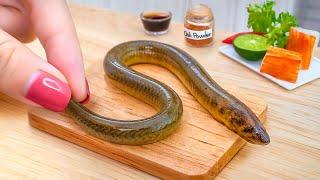 Catch and Cook Eel  How to Make Grilled Eel Over Rice in Tiny Kitchen Cooking | Mini Yummy