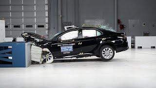 2023 Toyota Camry updated moderate overlap IIHS crash test