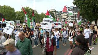 Hundreds of pro-Palestinian protesters march in the streets of London | AFP