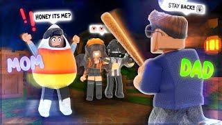 My MOM AND DAD went *TRICK OR TREATING* with us in MM2... (FUNNY MOMENTS)