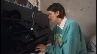 Victoria Canal - swan song (live at my friend jo's)