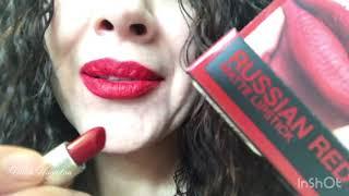 Mac matte Russian Red lipstick swatch