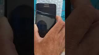 Samsung A5 постоянно перезагружается, работает только от сети. Как вы считаете, какая в нём поломка?