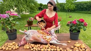  Unique Way to Cook Potatoes Inside a Whole Lamb! 