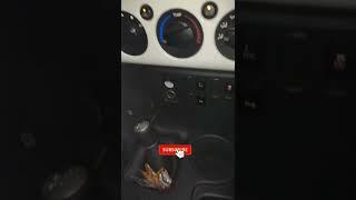 Toyota Fj.. Cruiser interior features