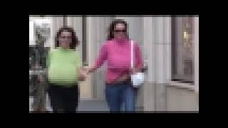 Milena Velba and Nadine Jansen running on the street