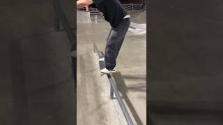 Evon Martinez Dancing on Flatbar !!