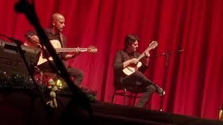 Del universo en donde toco guitarra. Facu (Lucho Quequezana y Luis Linares)