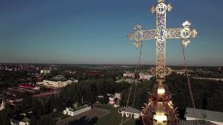 Аэросъемка.Знаменская Церковь (Дубровицы)/ Aerial Drone flights Znamenskaya tserkov' (Dubrovitsy)