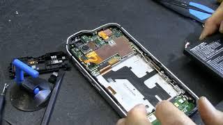 Bullit-Group "CAT S61" Smartphone -- Akkuwechsel - Battery replacement