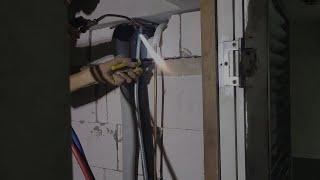 Air conditioner copper pipe welding