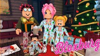 Roblox Family Winter Holiday Vacation - Titi & Goldie Traveling in Bloxburg