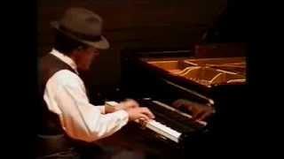 Wonderful piano jazz, charleston style, fast swing !