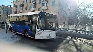 Автобус Железногорска ЛиАЗ 4292.60 (1-2-1) по маршруту №44 проезжает на ул.Советская.г.Железногорск.