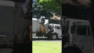 Labrie Automizer Garbage Truck #funny #automobile #peterbilt #lifeisbutadream #cummins