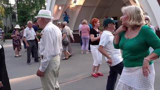 А МНЕ ТАК ХОЧЕТСЯ С ТОБОЙ! ТАНЦЫ ХАРЬКОВ СЧАСТЛИВЫЕ МОМЕНТЫ