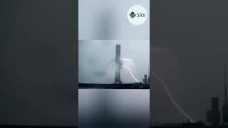 Most bad Cloudy and thunderstorms on the launch Space X Falcon